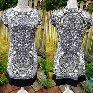 Isaac Mizrahi Live Porcelain print dress. Blk 12